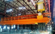 Concrete mixing bucket for loaders