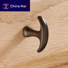 Traditional furniture knob B/403brass