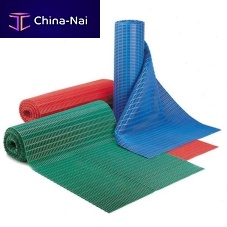 Anti-slip matting system Vynagripoil-resistantanti-fatiguedrain cover