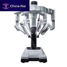 Cutting surgical robot Da Vinci Xisuturingdissectioncamera holding