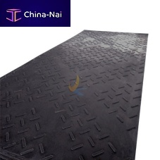 Ground protection mat worknon-absorbentpolyethylene